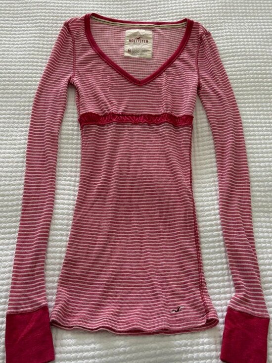Hollister Tops - Hollister size medium pink and white striped long sleeve babydoll top y2k